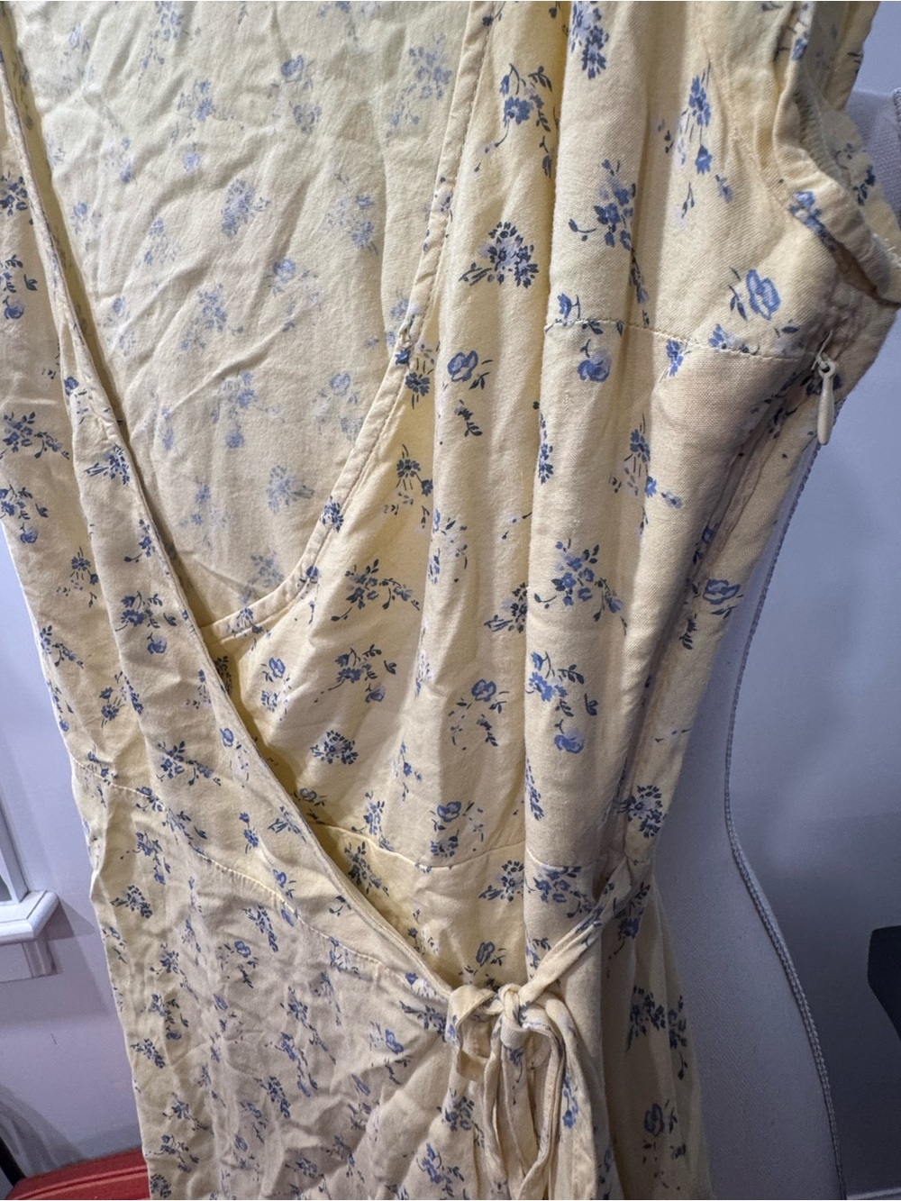 Hollister Yellow Floral Tie-Waist Mini Dress - Picture 2 of 7